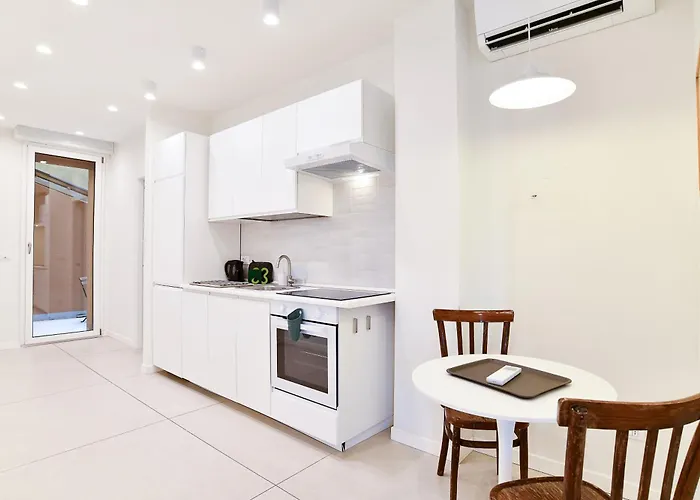 Astra 2 Comfort Smart In Centro Citta * בולוניה